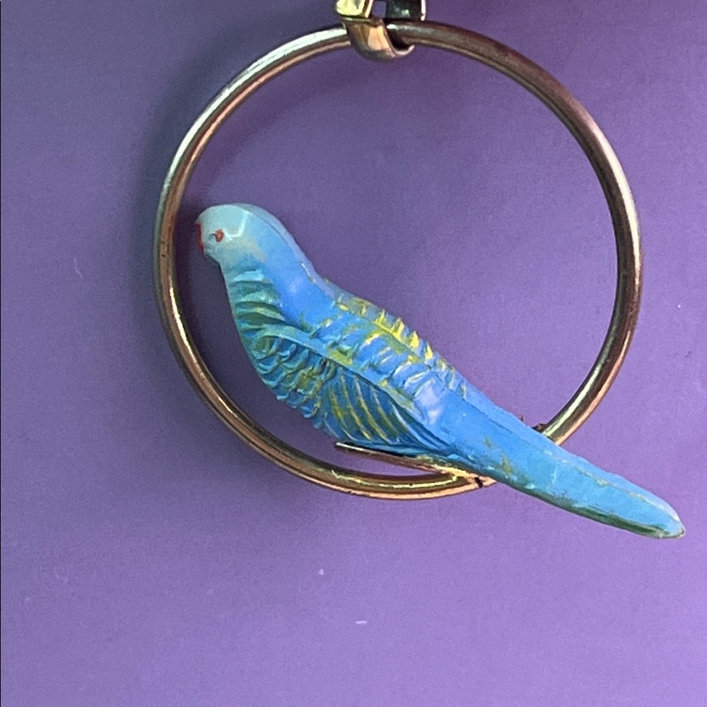 Vintage Handmade Green& Blue Bird Goldtone Dangle Screwback earrings - Picture 11 of 14